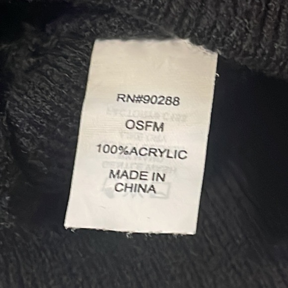 Black Adidas Hat - Picture 3 of 4